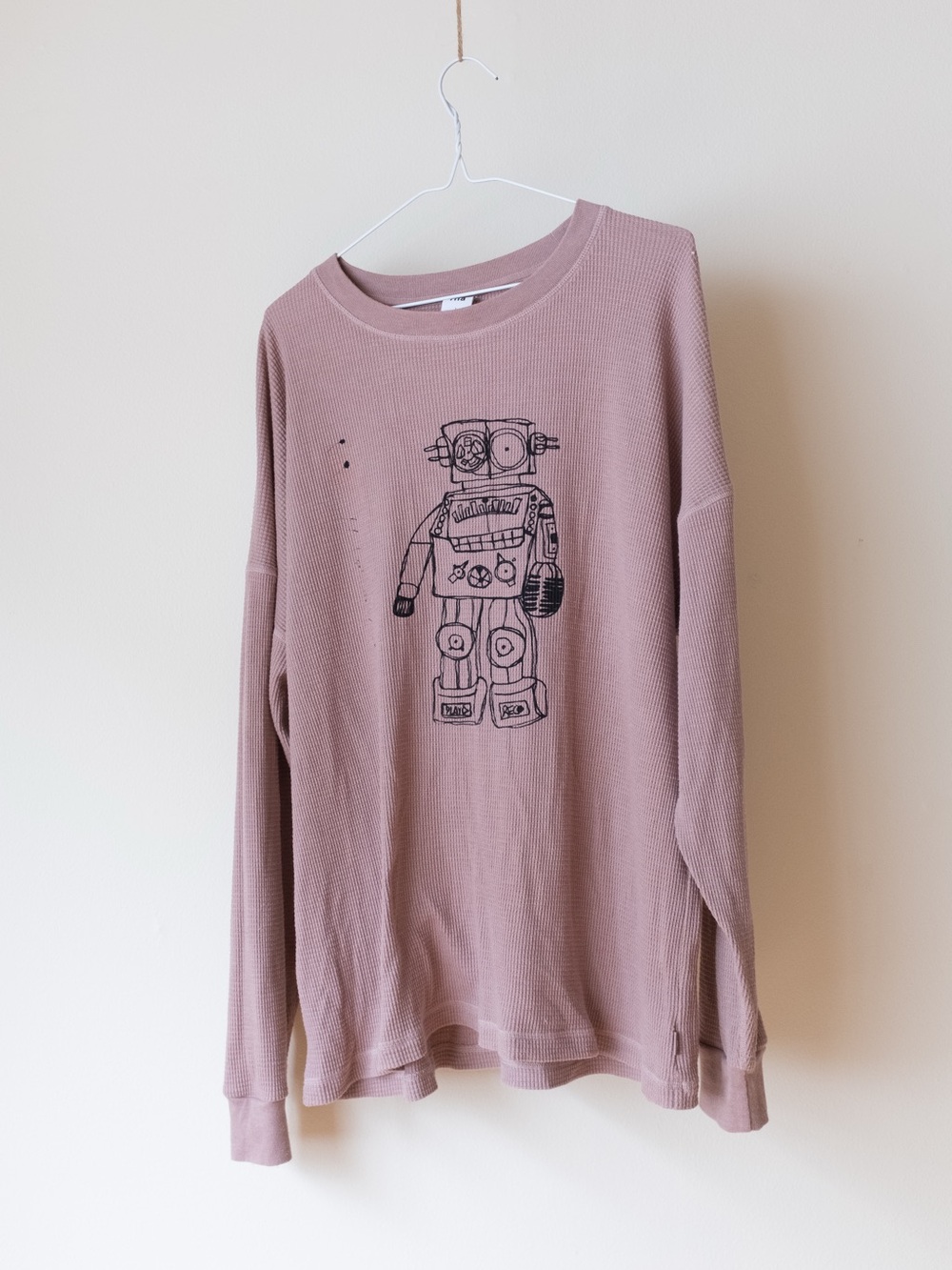 TNA Long Sleeve Waffle Knit Tee in Dusty Rose with Robot Graphic